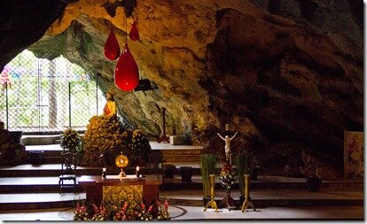 Христианская, католическая святыня пещера крови христа