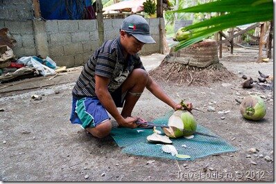 как открыть кокосовый орех